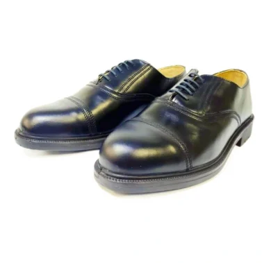 Zapato de Cuero Negro Suela de Goma