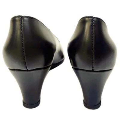 Zapato de Cuero Negro Taco 5cm
